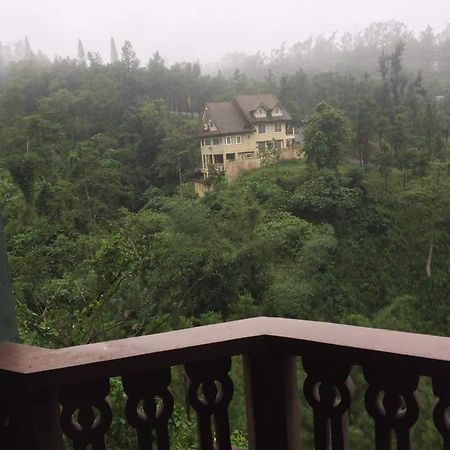 Carol Crosswinds Tagaytay Hotel Cavite City Bagian luar foto