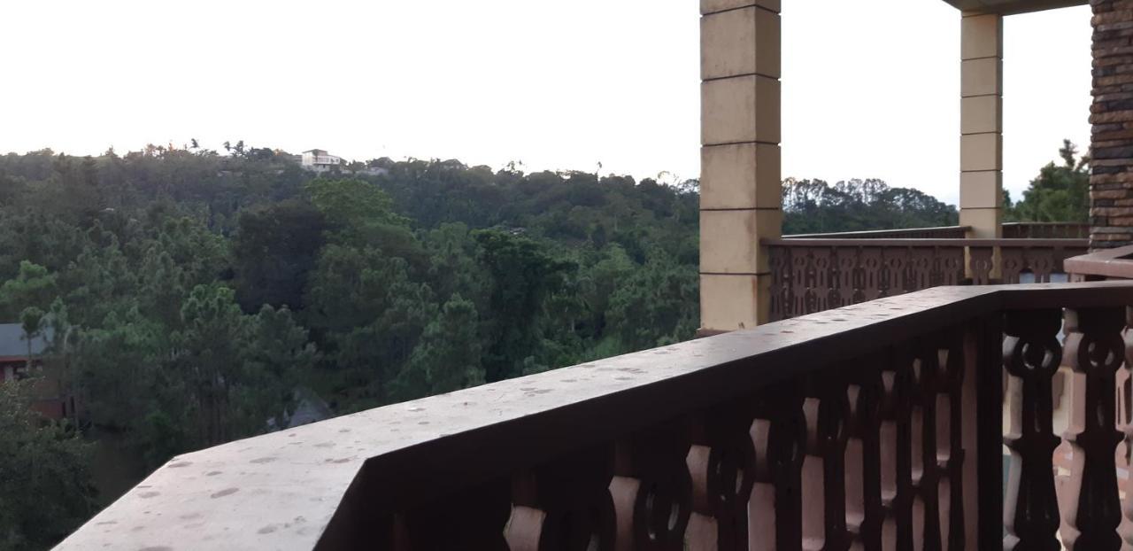 Carol Crosswinds Tagaytay Hotel Cavite City Bagian luar foto