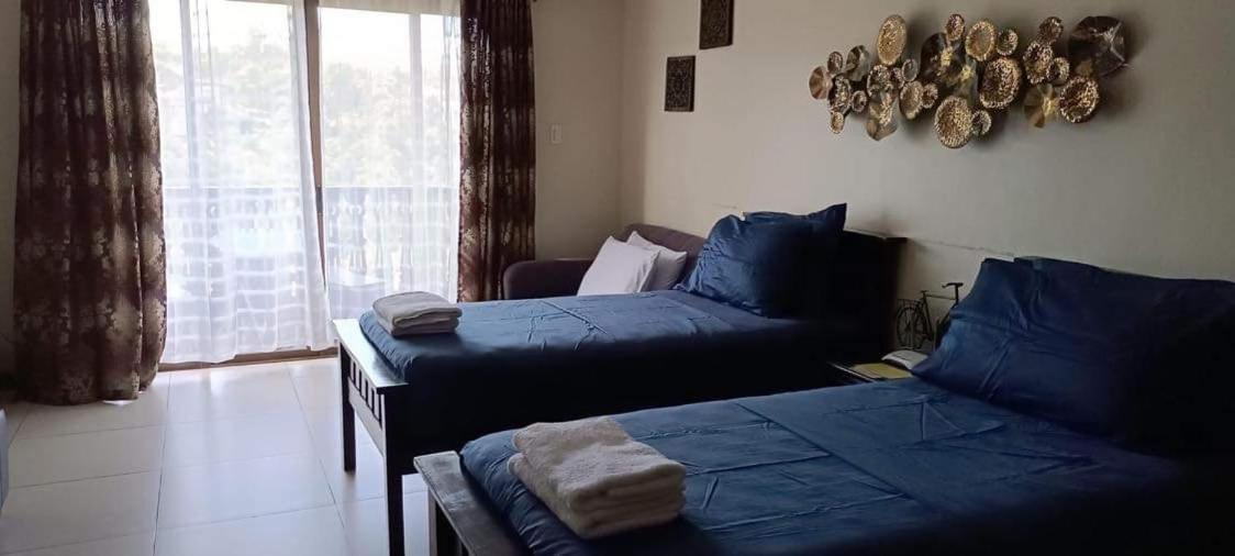 Carol Crosswinds Tagaytay Hotel Cavite City Bagian luar foto
